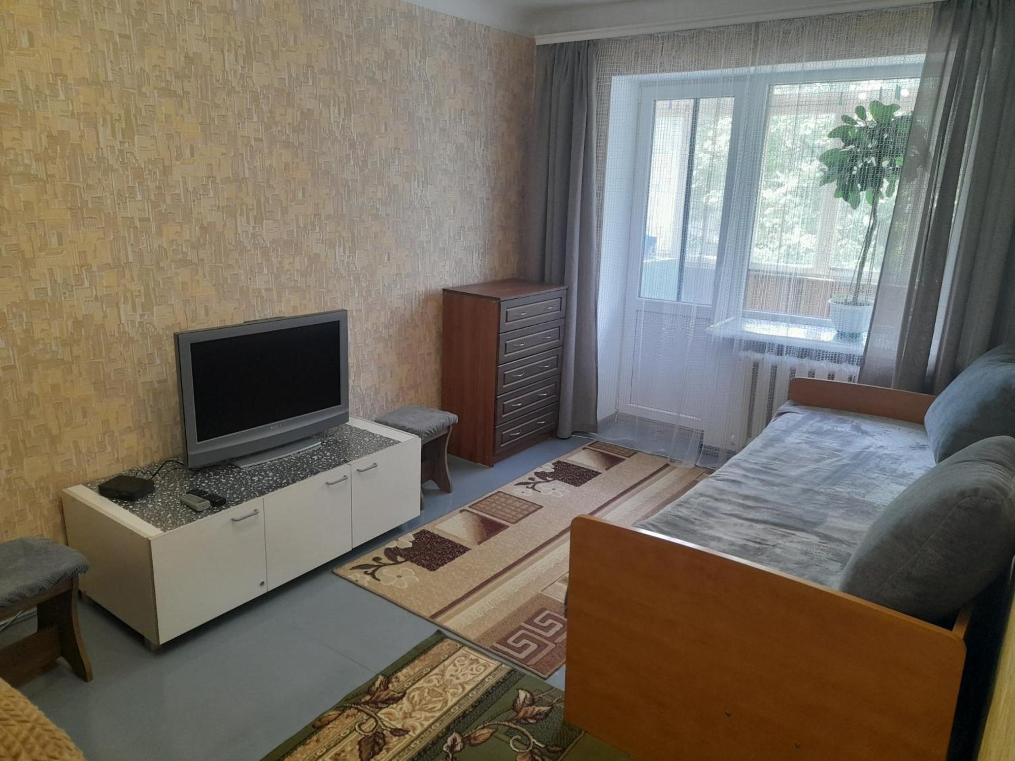 Квартира Біля Парку На Княгині Ольги 13 리우네 외부 사진